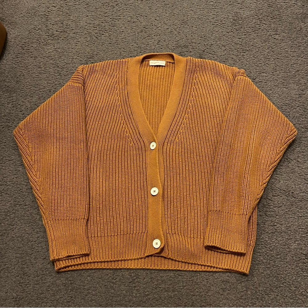 Tradlands Shelter Cardigan - Picture 2 of 6